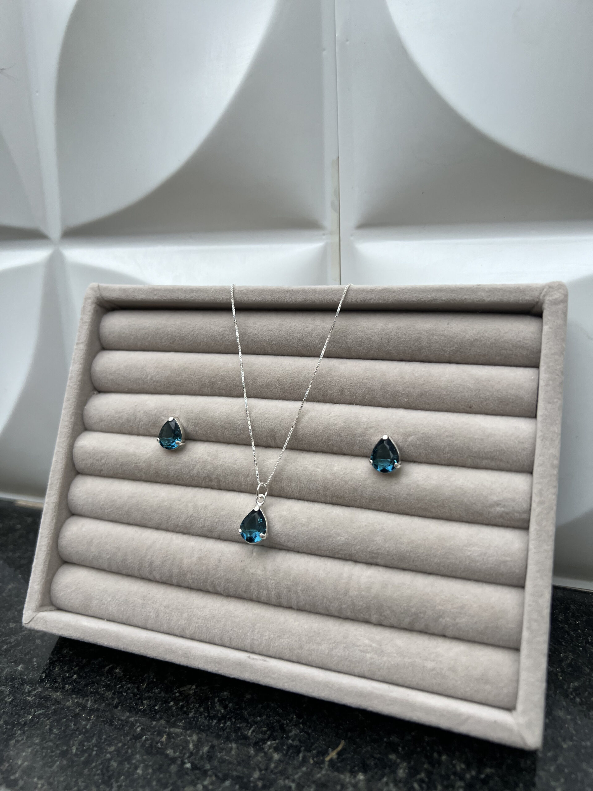 Conjunto Gota Azul Marinho Zircônia em Prata 925 - Imagem 3