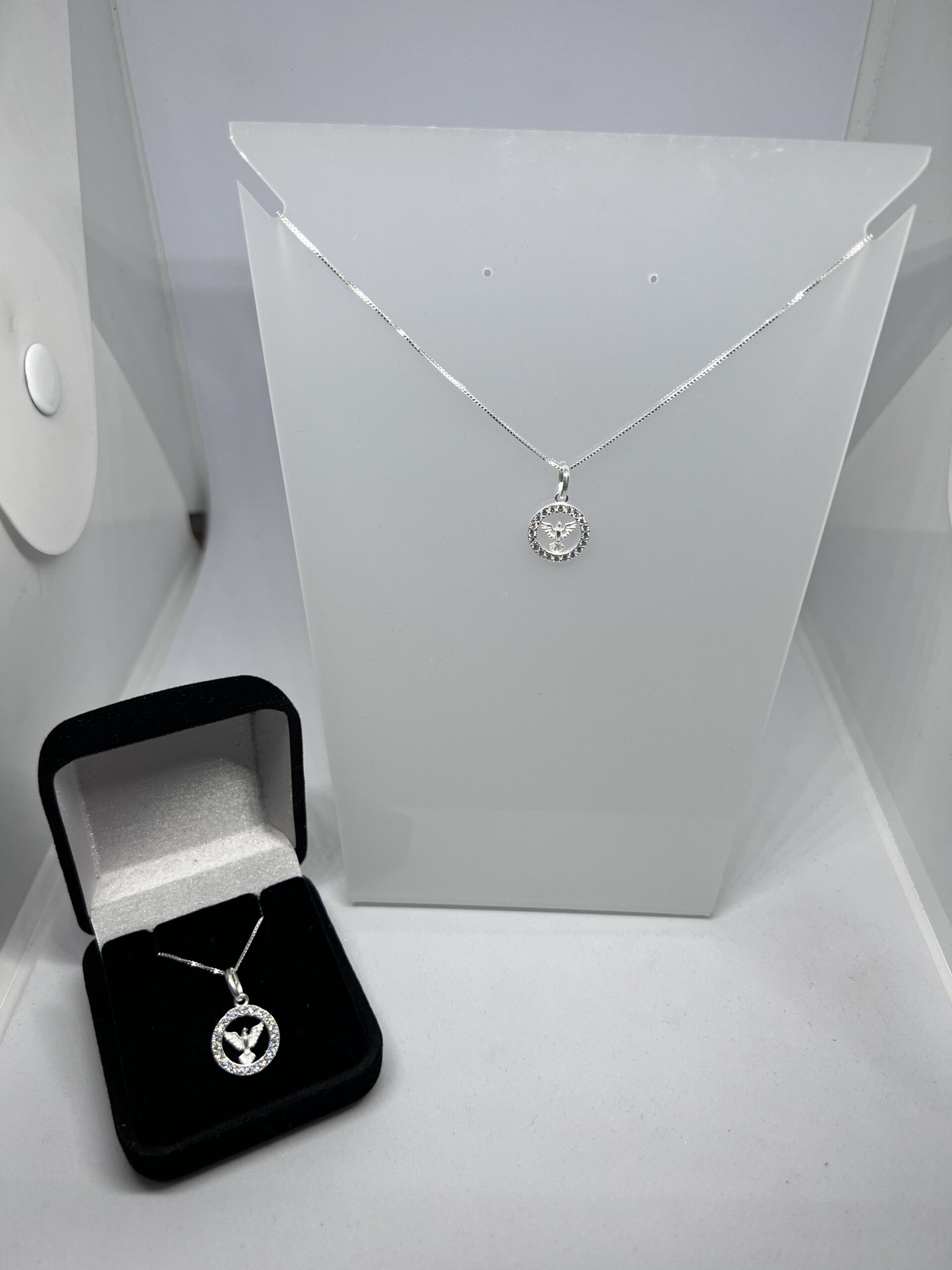 Divino Espírito Santo cravejado em prata 925 - Imagem 3