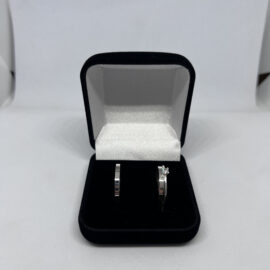 Aliança Reta 2 mm + solitário de prata