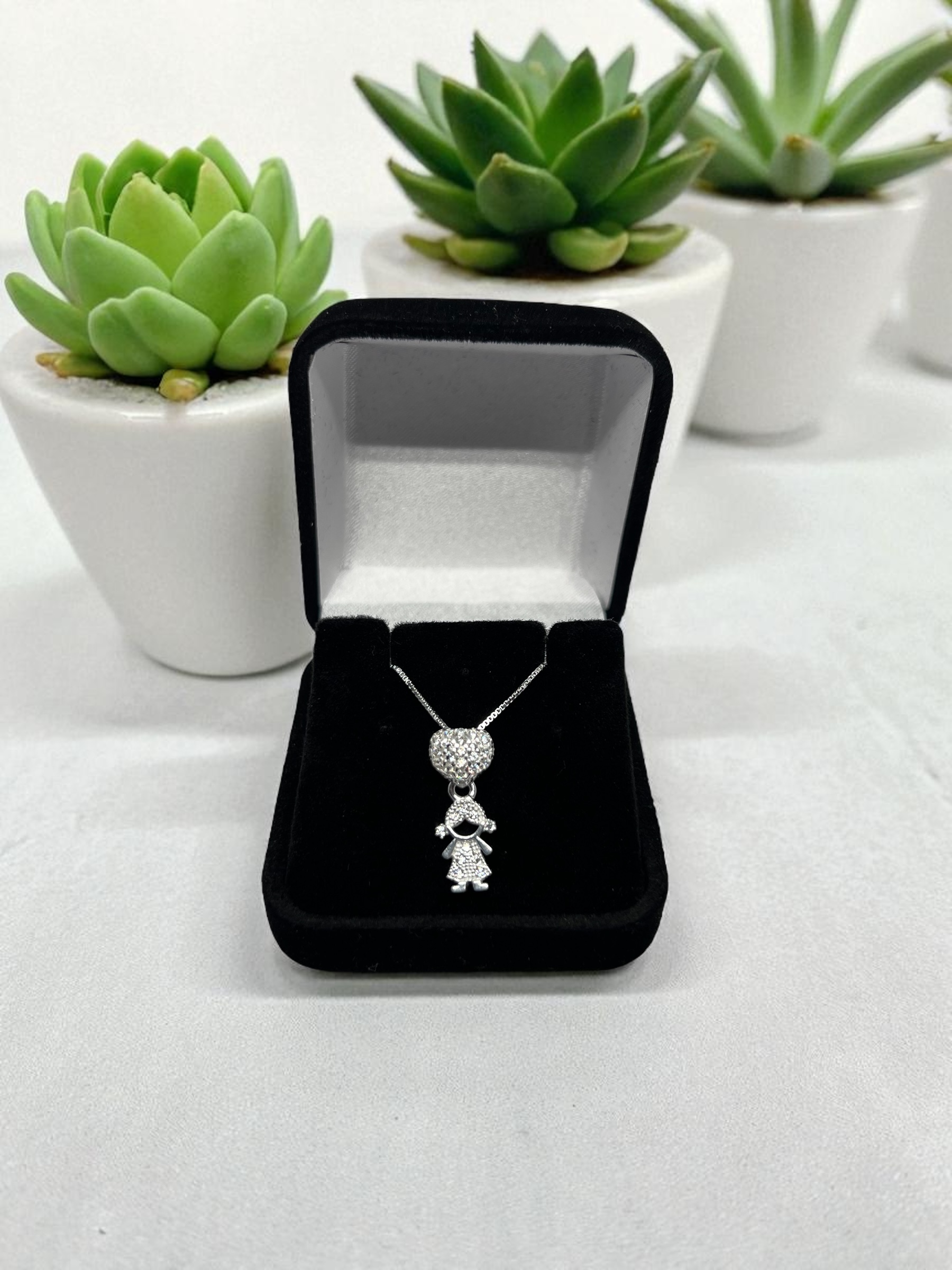 Colar Menina Cravejado em prata 925 - Imagem 3